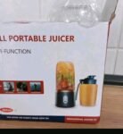 Presse-agrumes portable