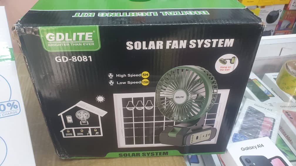 Système de ventilateur solaire